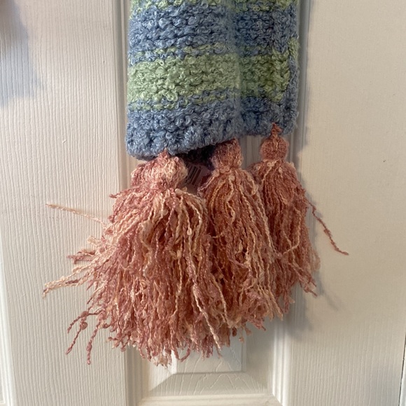 Free people pastel multi colored knit scarf - Picture 3 of 9